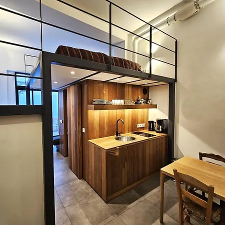 Stijlvolle Loft Met Patio In De Acropolis Buurt Apartment Athens Exterior photo